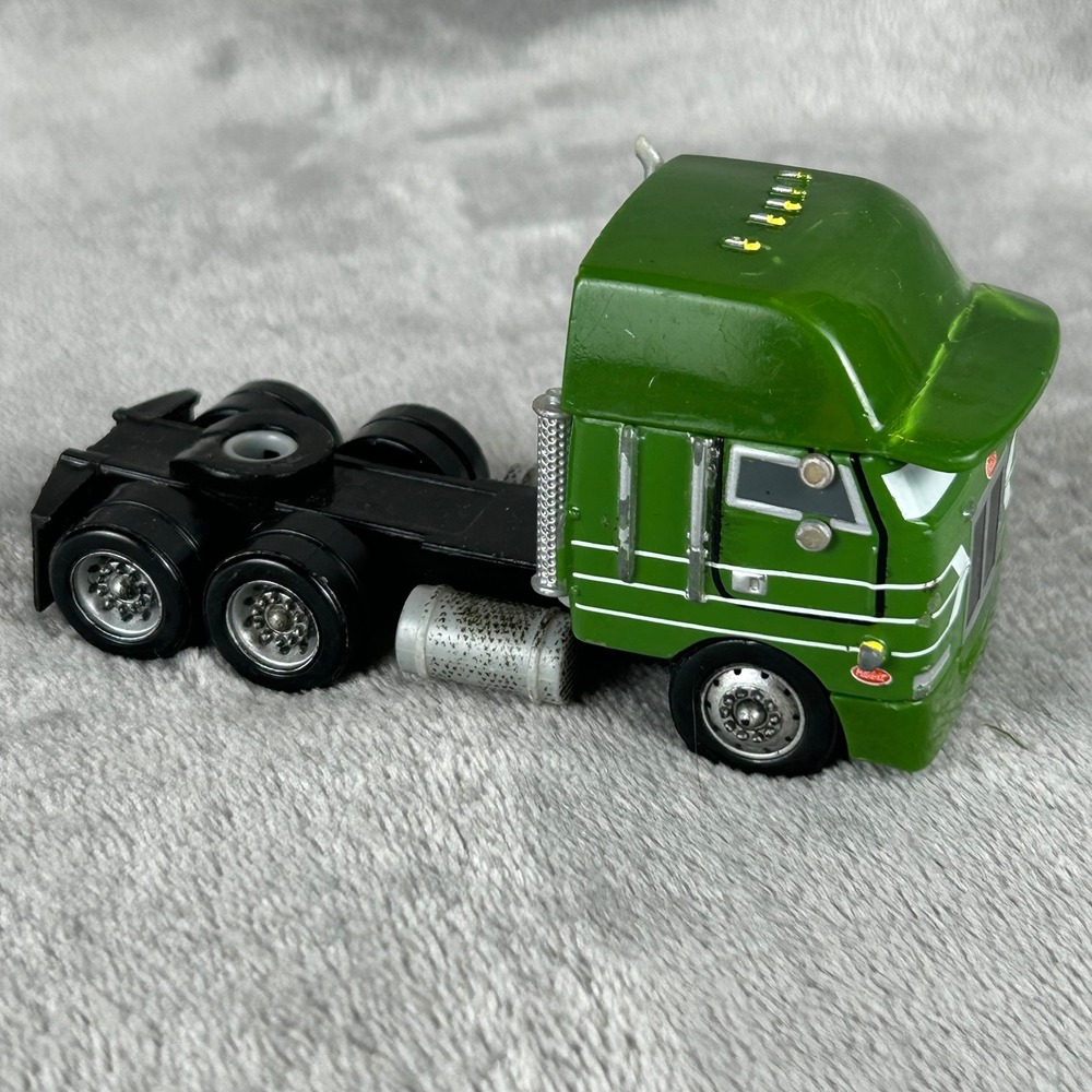 Disney Pixar Cars Chick Hicks Hauler Green Semi Truck Cab Kenworth Peterbilt